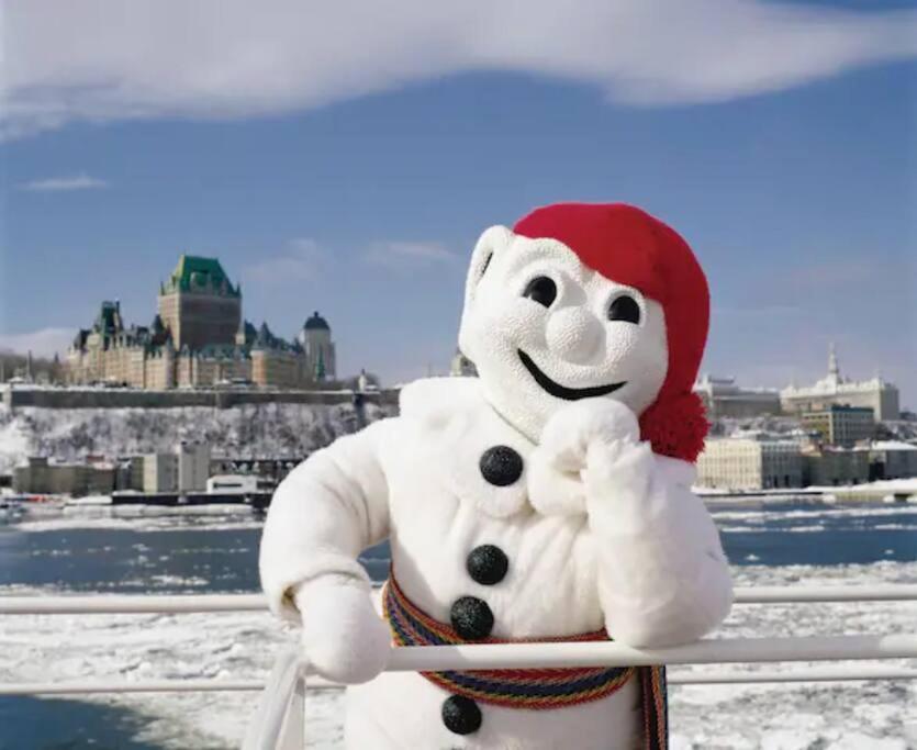 Good Vibes Only -Modern And Spacious 2 Bedroom Condo 4 Beds Free Parking, Gym Ville de Québec Extérieur photo