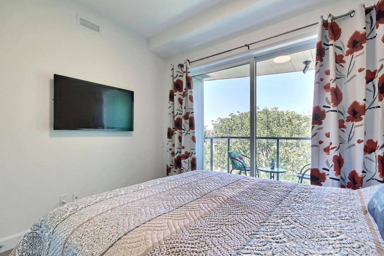 Good Vibes Only -Modern And Spacious 2 Bedroom Condo 4 Beds Free Parking, Gym Ville de Québec Extérieur photo