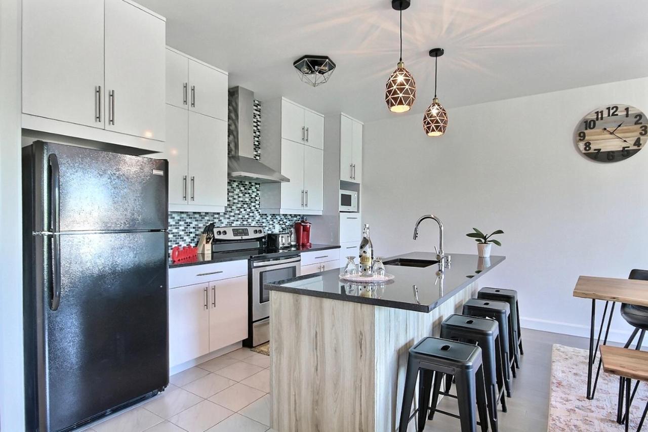 Good Vibes Only -Modern And Spacious 2 Bedroom Condo 4 Beds Free Parking, Gym Ville de Québec Extérieur photo